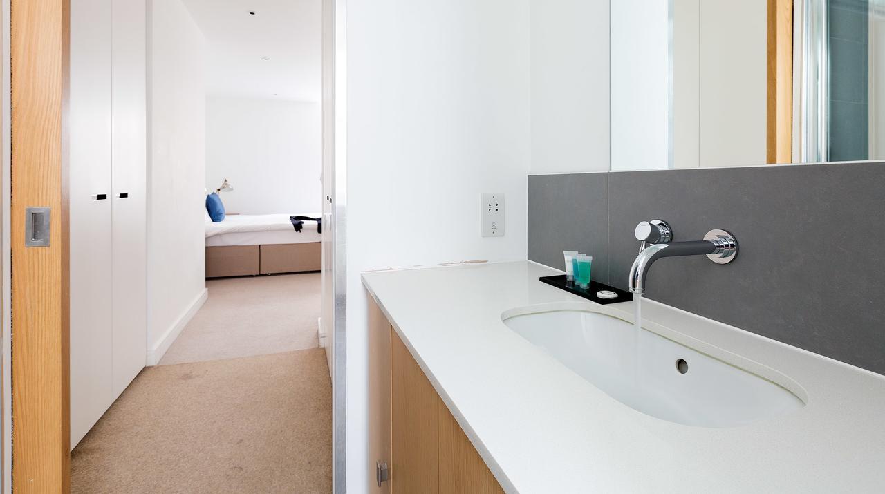 Urban Stay Lovat Lane Apartments Londres Extérieur photo