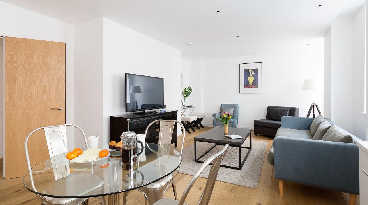 Urban Stay Lovat Lane Apartments Londres Extérieur photo