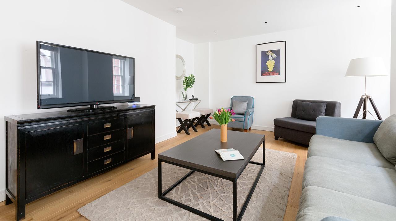 Urban Stay Lovat Lane Apartments Londres Extérieur photo