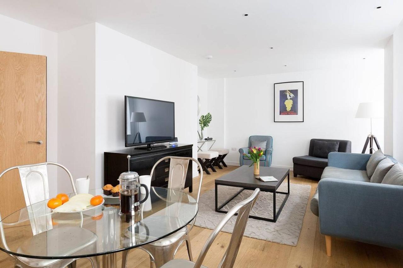 Urban Stay Lovat Lane Apartments Londres Extérieur photo